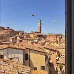 아파트 Dimora Con Vista Sulla Torre Del Mangia