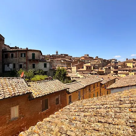 Dimora Con Vista Sulla Torre Del Mangia *