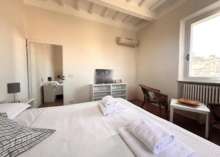 Dimora Con Vista Sulla Torre Del Mangia Apartman Siena