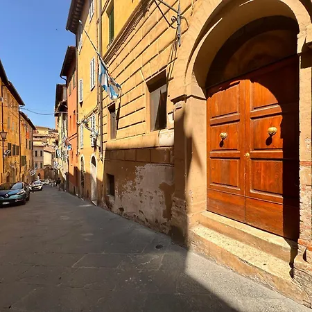 Dimora Con Vista Sulla Torre Del Mangia Lägenhet